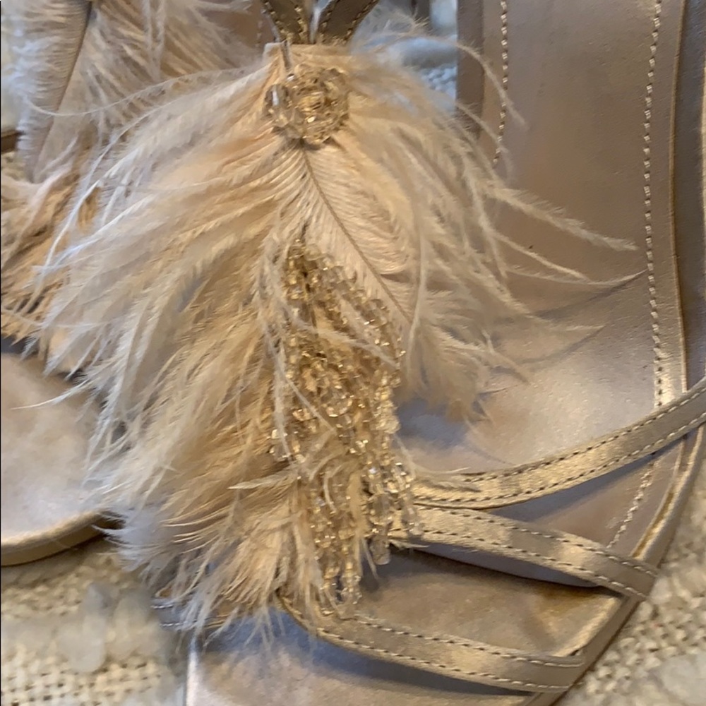 Aldo champagne colored satin heels with feathers - Picture 2 of 8